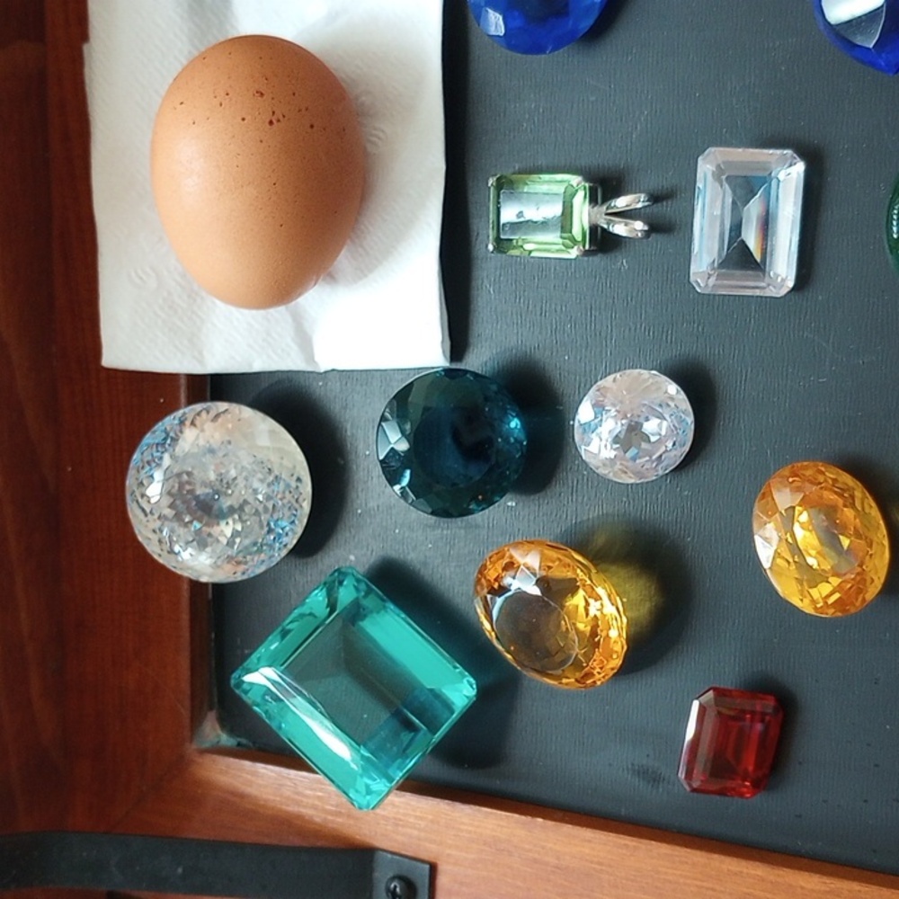 17 LOOSE GEMSTONES; 450 -CARAT to 50-CARAT, EACH! LAB - CREATED; ASSORTED COLORS - Picture 3 of 4